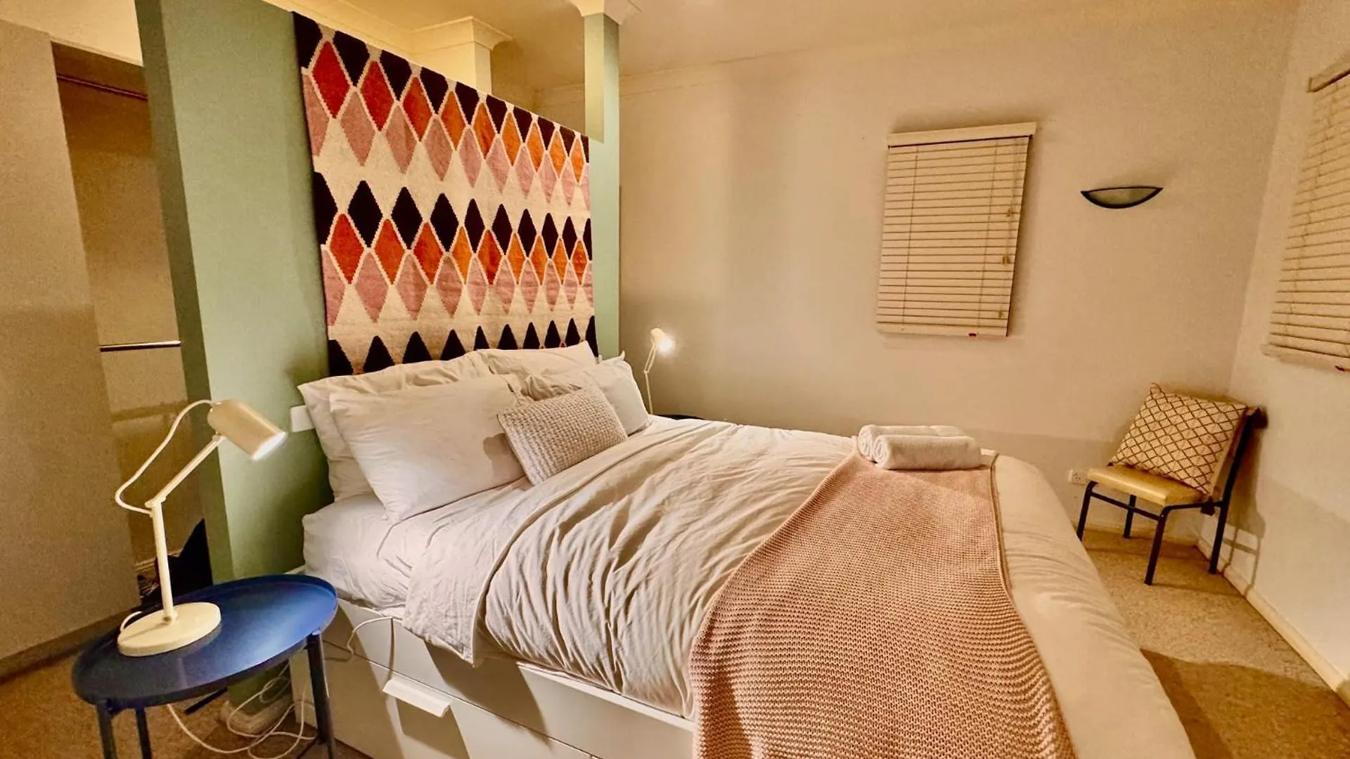 3 Bdrm 2 Bthrm House Close To Canberra Cbd & Anu 澳大利亚